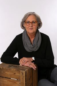 Pasfoto juf Henny